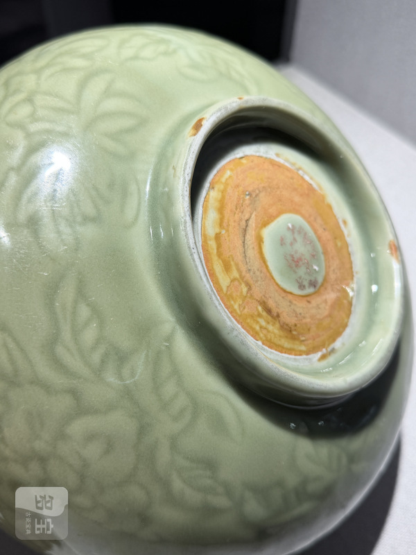 明初 永乐处州龙泉窑刻缠枝花卉钵式碗 - 图13